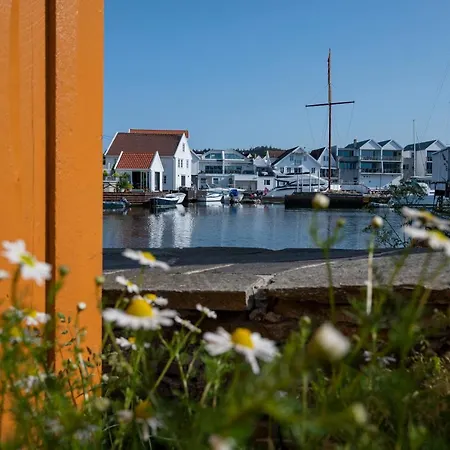 Idylliske *